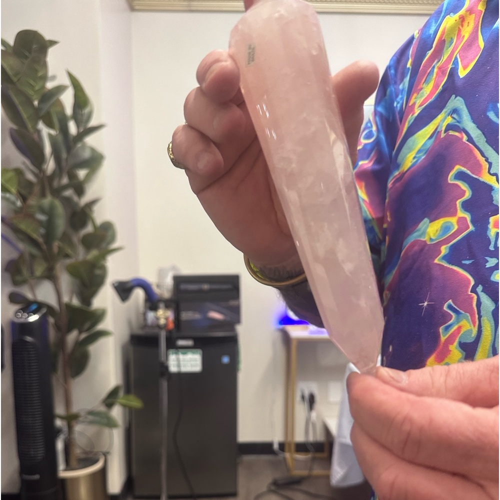 Rose Quartz Vogel 8 inches